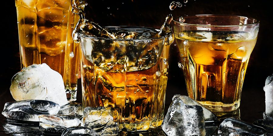 Alcohol addiction  Signs & symptoms of alcoholism