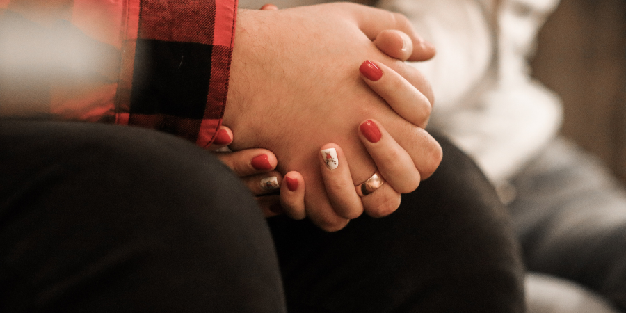 ketamine-detox-caring-hands